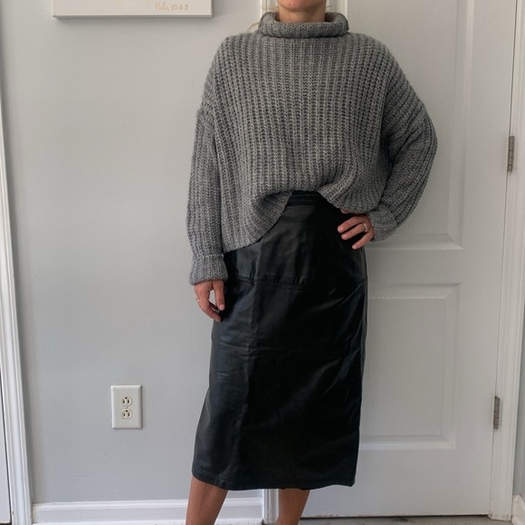 Rebecca Minkoff gray Kasey Sweater M Chunky knit turtleneck wool blend cropped - Picture 11 of 15
